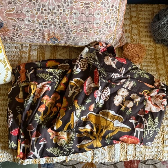 NWOT Printfresh Mushroom Medley Large/Tall Pajama Top & Bottoms Eco Satin - Picture 7 of 7